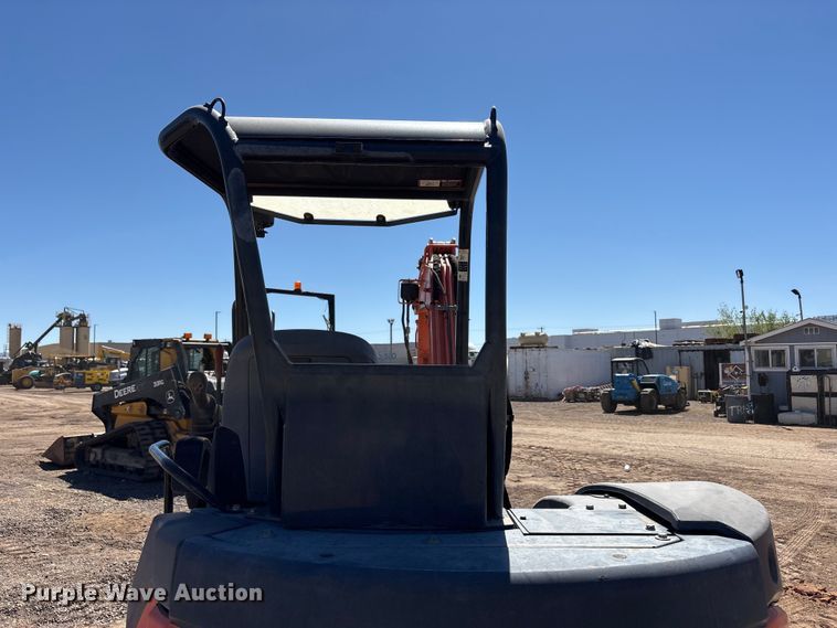 image for item FC2153 2009 Hitachi ZX50UNA-2 mini excavator