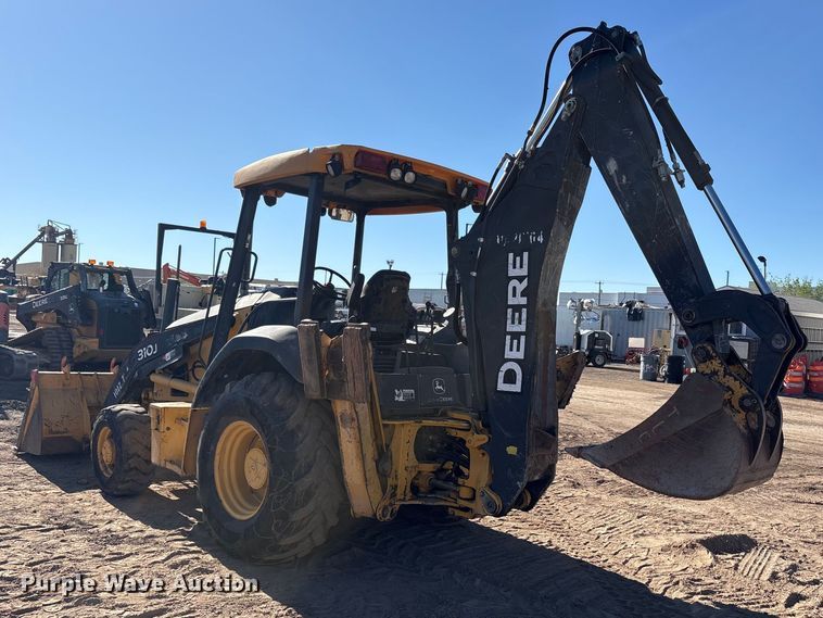 image for item FC2154 2009 John Deere 310J backhoe