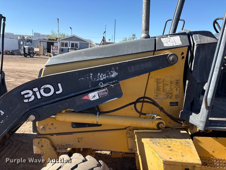 image for item FC2154 2009 John Deere 310J backhoe