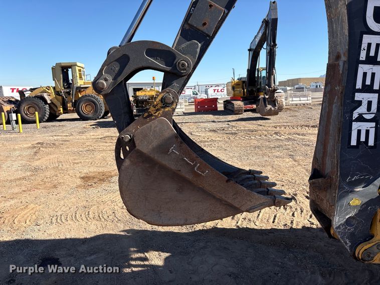 image for item FC2154 2009 John Deere 310J backhoe