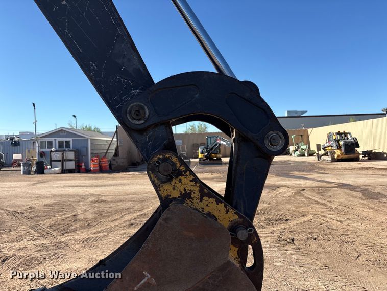 image for item FC2154 2009 John Deere 310J backhoe