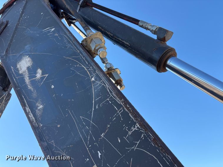 image for item FC2154 2009 John Deere 310J backhoe