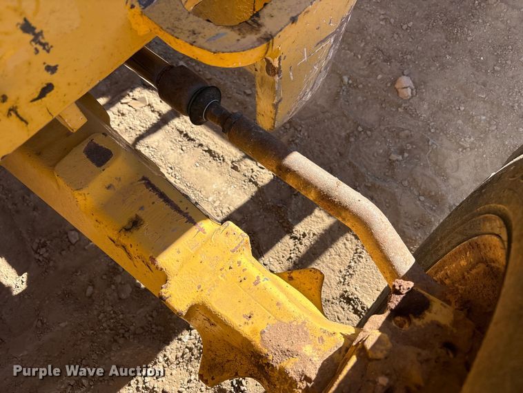 image for item FC2154 2009 John Deere 310J backhoe