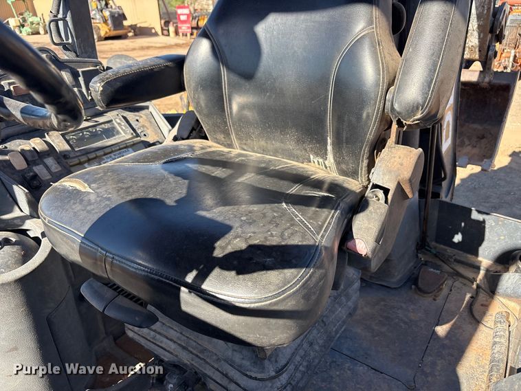 image for item FC2154 2009 John Deere 310J backhoe