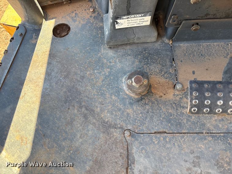 image for item FC2154 2009 John Deere 310J backhoe