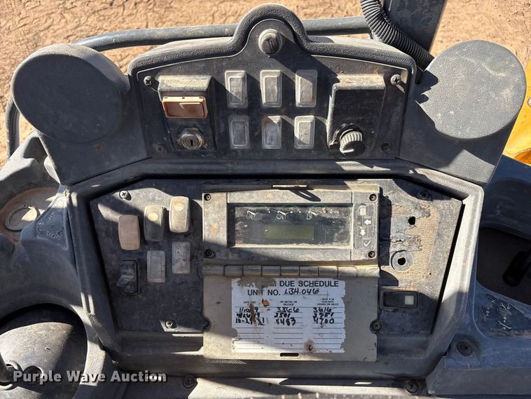 image for item FC2154 2009 John Deere 310J backhoe