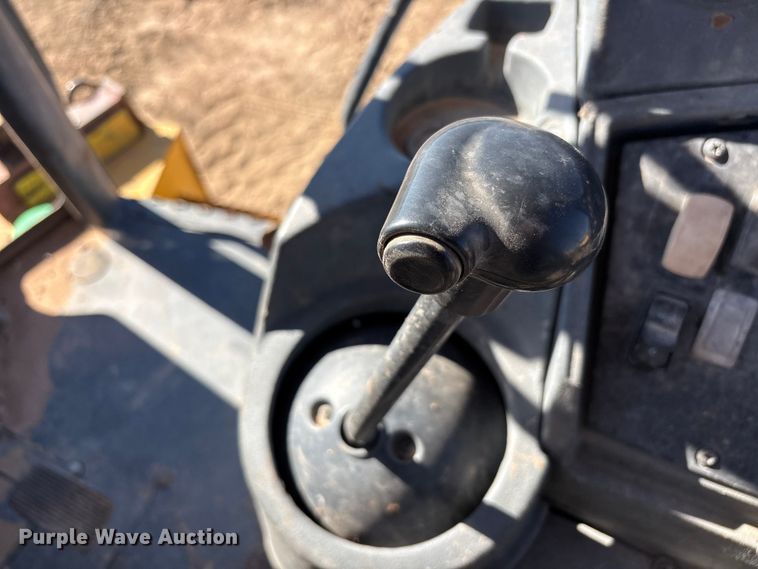 image for item FC2154 2009 John Deere 310J backhoe