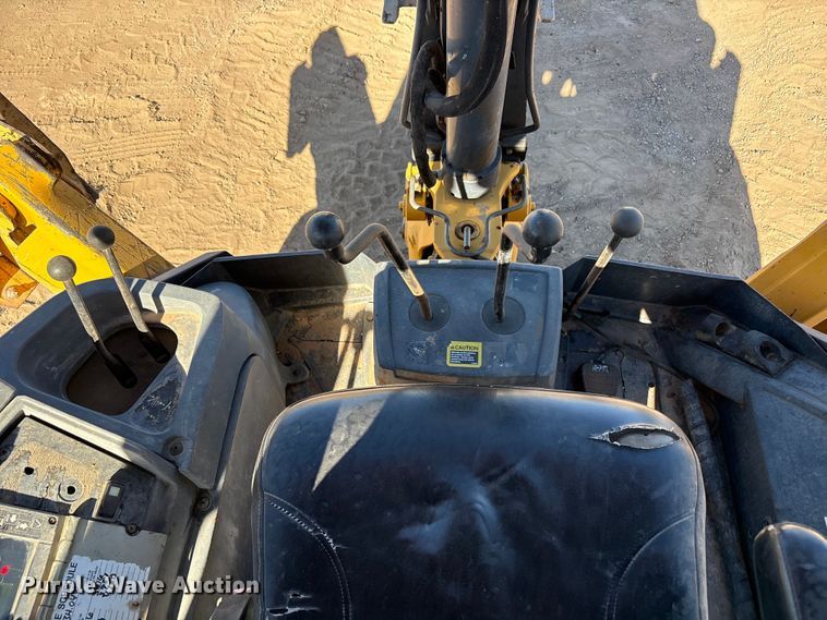 image for item FC2154 2009 John Deere 310J backhoe