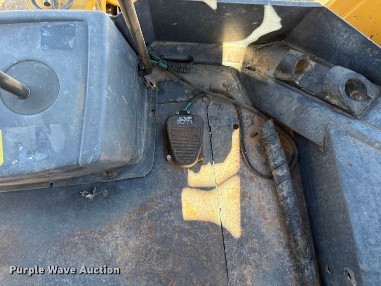 image for item FC2154 2009 John Deere 310J backhoe