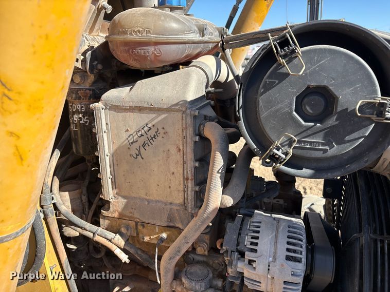 image for item FC2154 2009 John Deere 310J backhoe