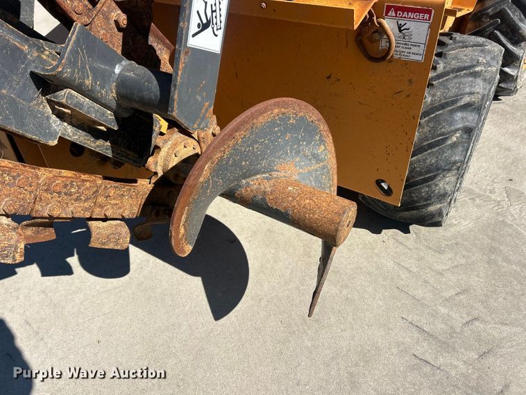 image for item FC5184 2003 Case 360 trencher