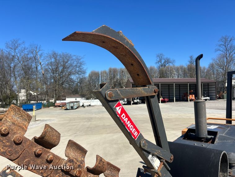 image for item FC5184 2003 Case 360 trencher