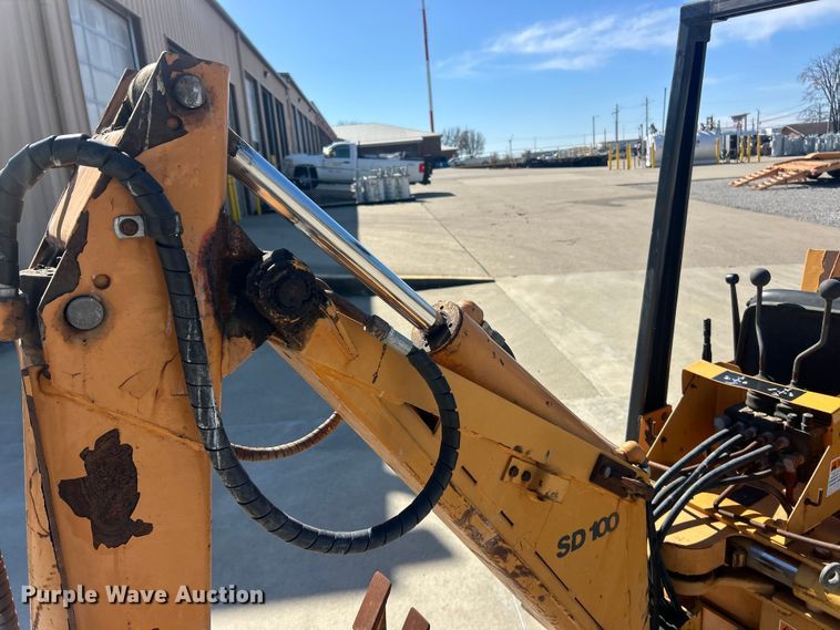 image for item FC5184 2003 Case 360 trencher