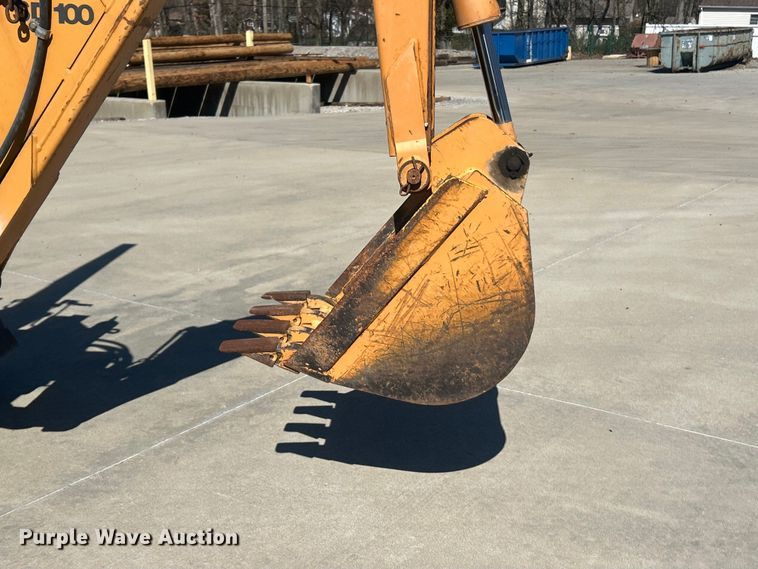 image for item FC5184 2003 Case 360 trencher