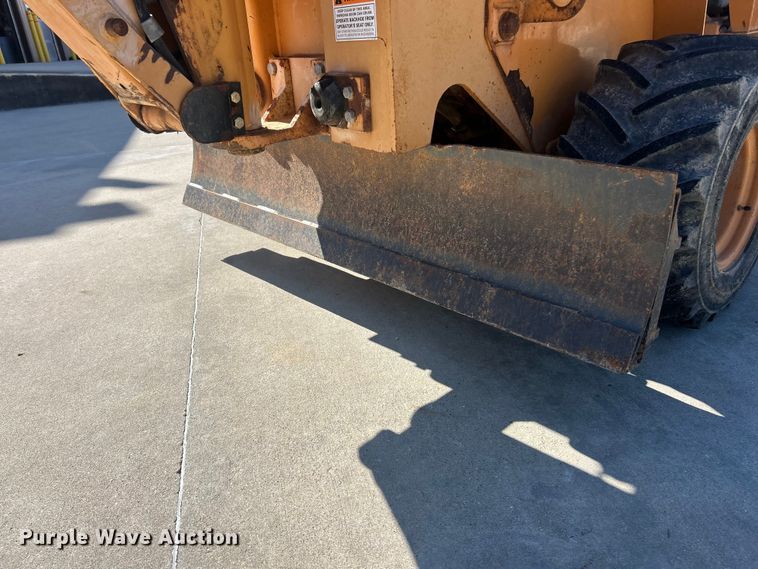 image for item FC5184 2003 Case 360 trencher