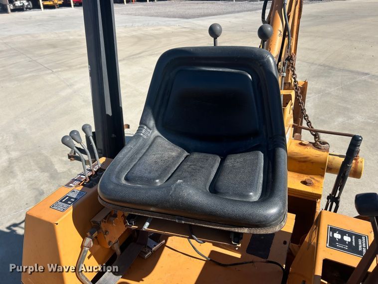 image for item FC5184 2003 Case 360 trencher