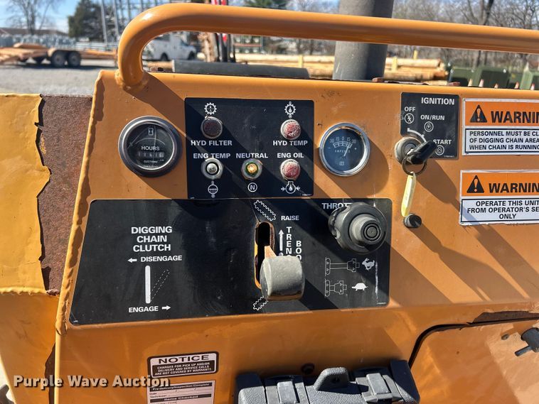 image for item FC5184 2003 Case 360 trencher