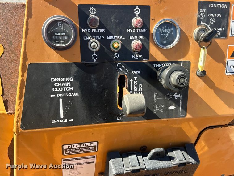 image for item FC5184 2003 Case 360 trencher