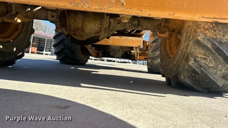 image for item FC5184 2003 Case 360 trencher