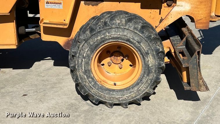 image for item FC5184 2003 Case 360 trencher