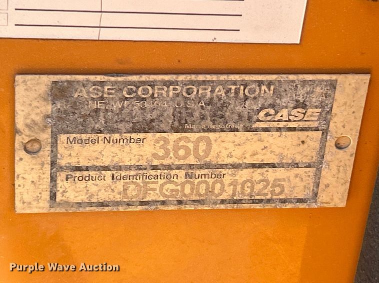 image for item FC5184 2003 Case 360 trencher