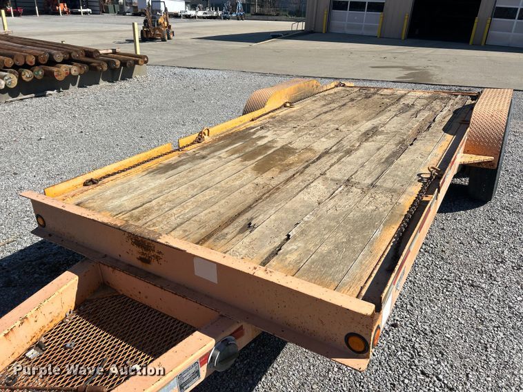 image for item FC5184 2003 Case 360 trencher