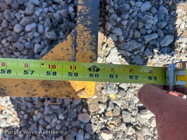 image for item FC5184 2003 Case 360 trencher