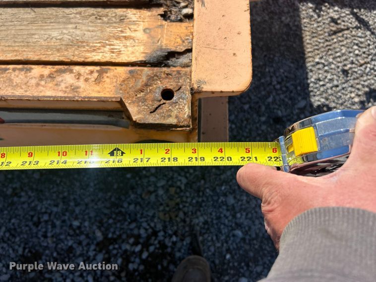 image for item FC5184 2003 Case 360 trencher