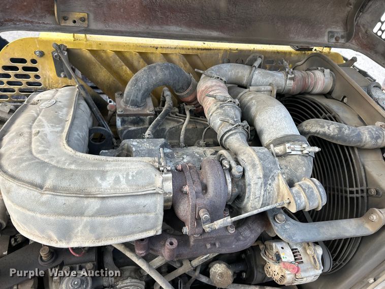 image for item FC5201 Bomag BF815 paver