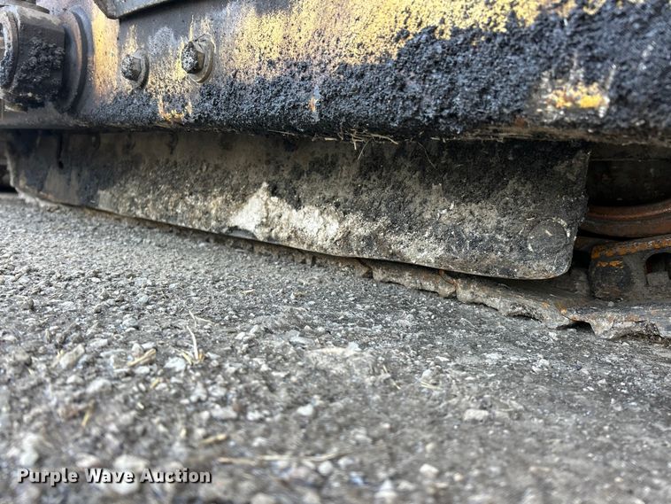 image for item FC5201 Bomag BF815 paver