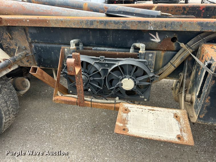 image for item FC5203 1994 Mack RD hook lift truck