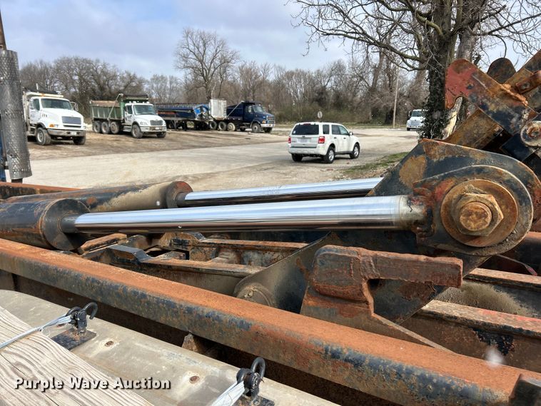 image for item FC5203 1994 Mack RD hook lift truck