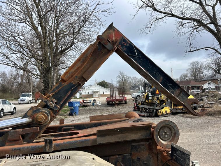 image for item FC5203 1994 Mack RD hook lift truck