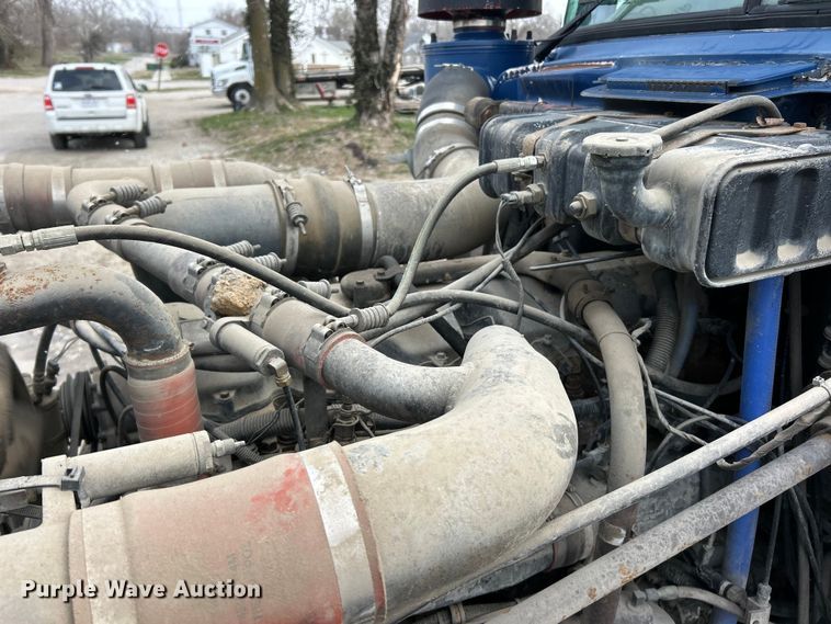 image for item FC5203 1994 Mack RD hook lift truck