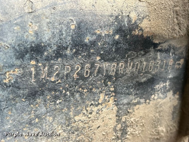 image for item FC5203 1994 Mack RD hook lift truck