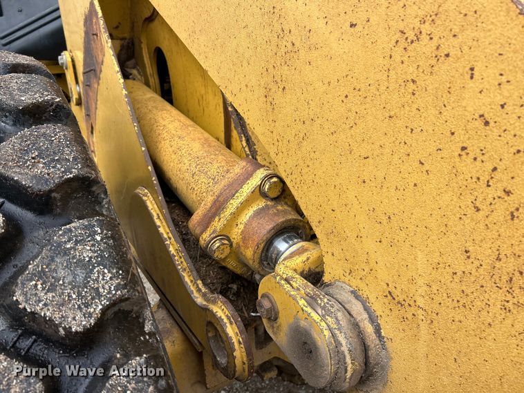 image for item FC5206 2003 Caterpillar 930G Series II wheel loader