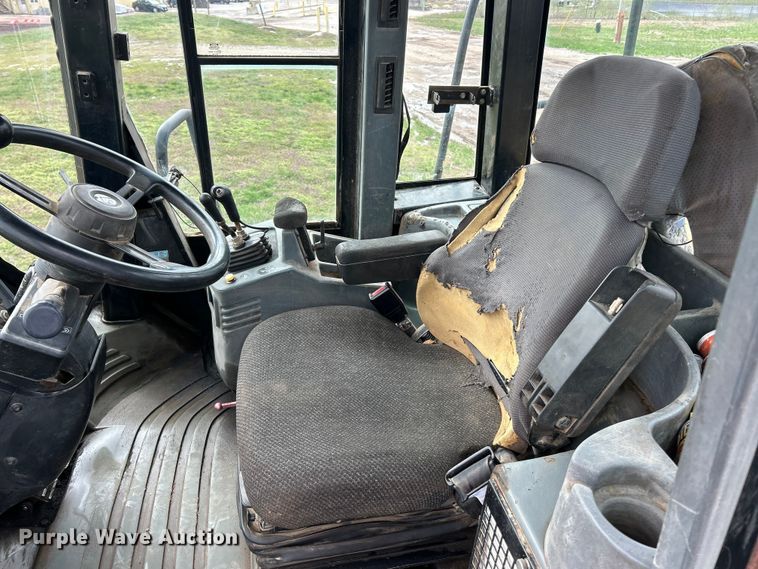 image for item FC5206 2003 Caterpillar 930G Series II wheel loader