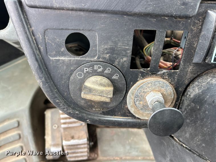 image for item FC5207 2003 Caterpillar 950G wheel loader