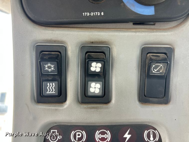 image for item FC5207 2003 Caterpillar 950G wheel loader