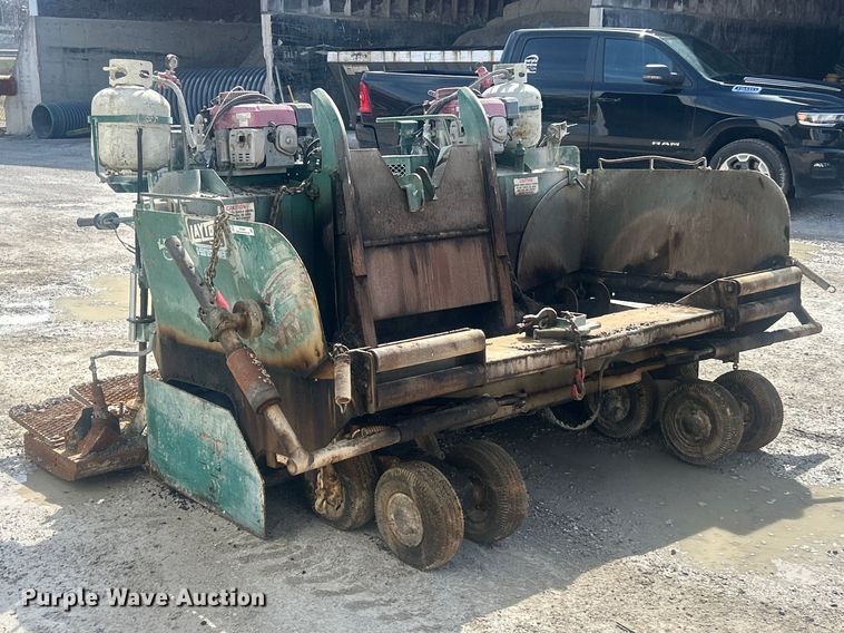 image for item FC5220 Layton D-550 Super-Paver paver