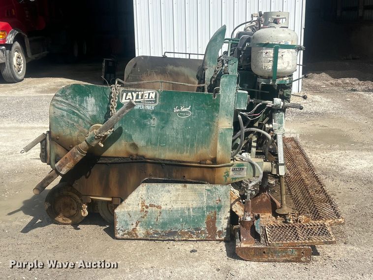 image for item FC5220 Layton D-550 Super-Paver paver