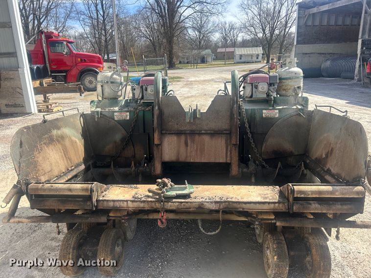 image for item FC5220 Layton D-550 Super-Paver paver