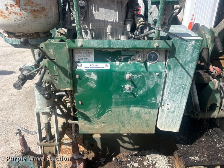 image for item FC5220 Layton D-550 Super-Paver paver