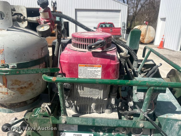 image for item FC5220 Layton D-550 Super-Paver paver