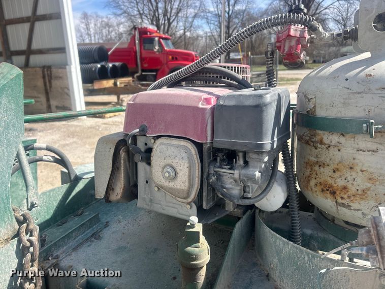 image for item FC5220 Layton D-550 Super-Paver paver