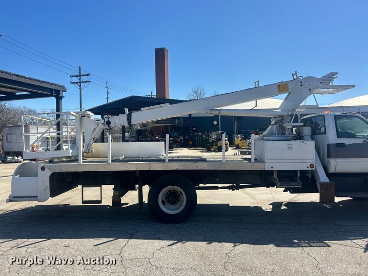 image for item FC5230 1992 Chevrolet C7 bucket truck