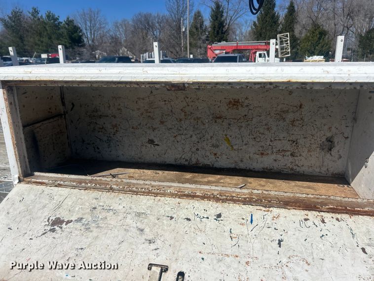 image for item FC5230 1992 Chevrolet C7 bucket truck