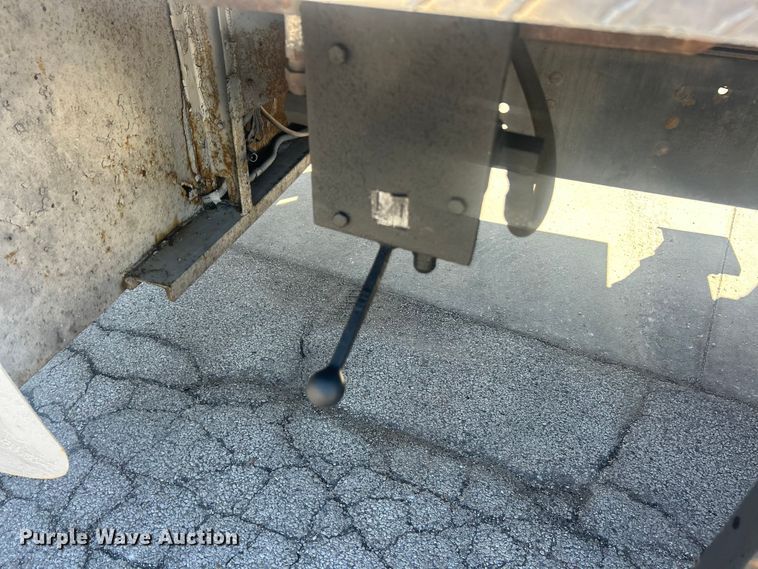 image for item FC5230 1992 Chevrolet C7 bucket truck