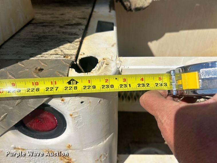 image for item FC5230 1992 Chevrolet C7 bucket truck