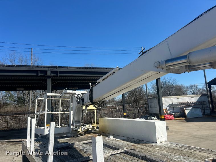 image for item FC5230 1992 Chevrolet C7 bucket truck